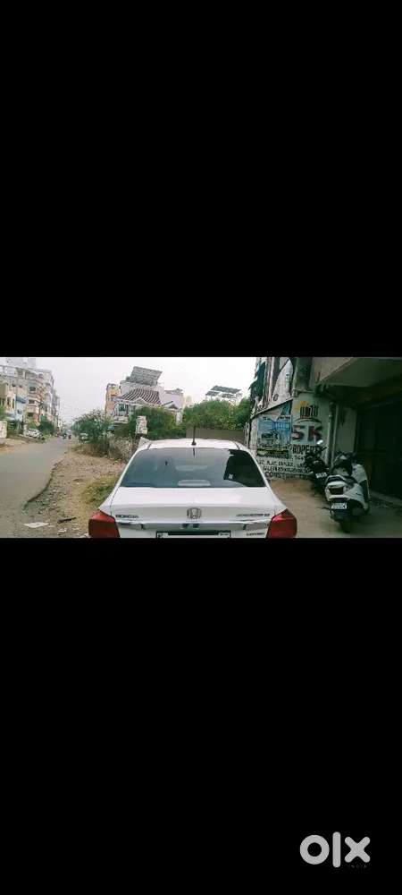 Honda Amaze 2013 Diesel 105000 Km Driven