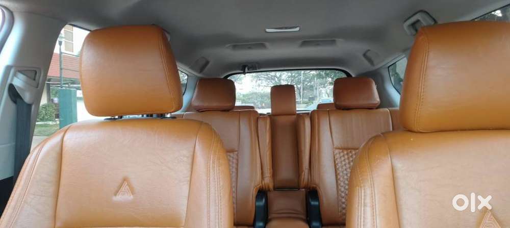 Toyota Innova Crysta 2.4 G Mt 7 Str, 2024, Diesel
