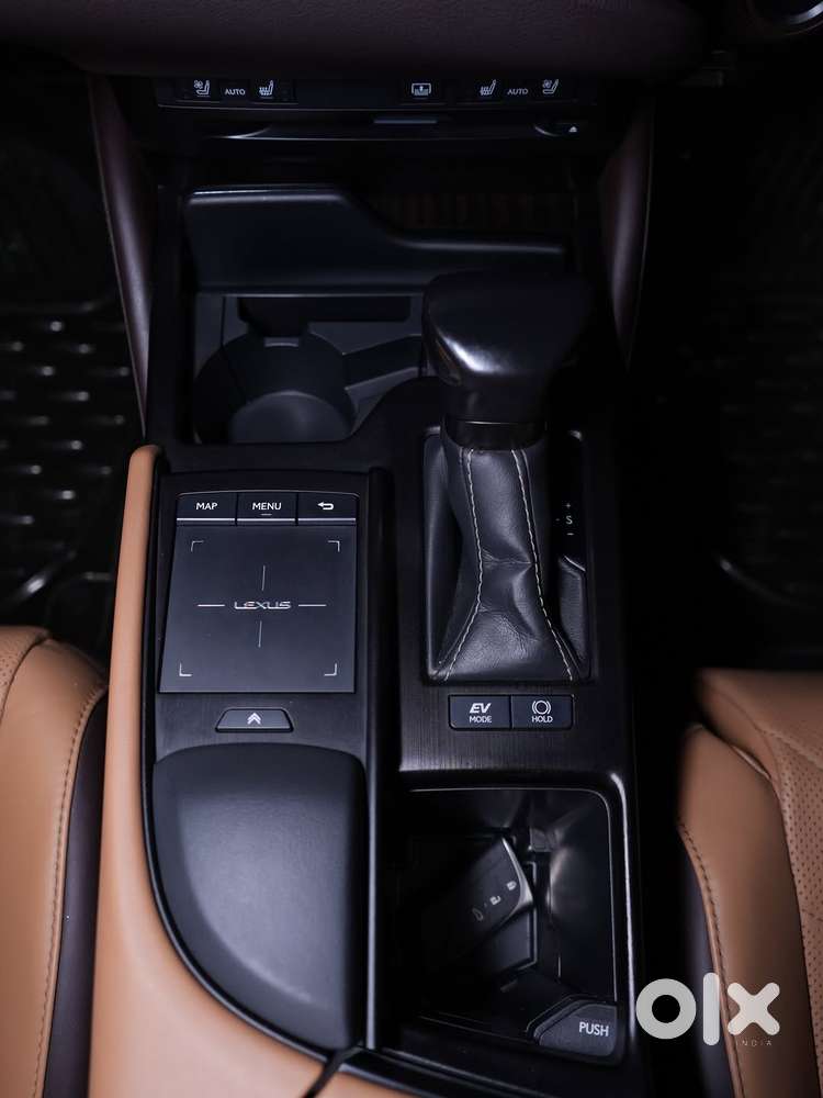 Lexus Es 300h Exquisite, 2021, Petrol