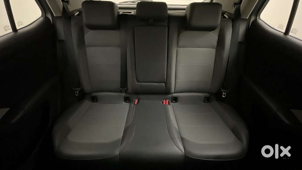 Skoda Kushaq Style 1.0l Tsi At, 2023, Petrol
