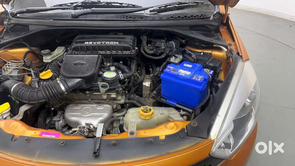 Tata Tiago Xza, 2017, Petrol