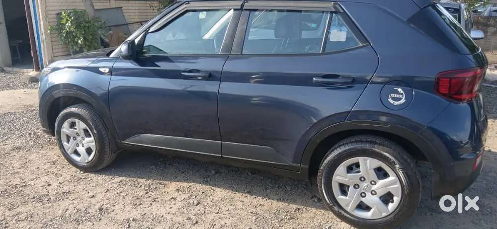 Hyundai New Venue Se Petrol Manual 2021