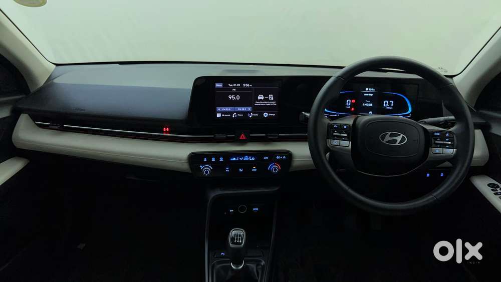 Hyundai Verna 1.5 Sx Petrol Mt, 2023, Petrol