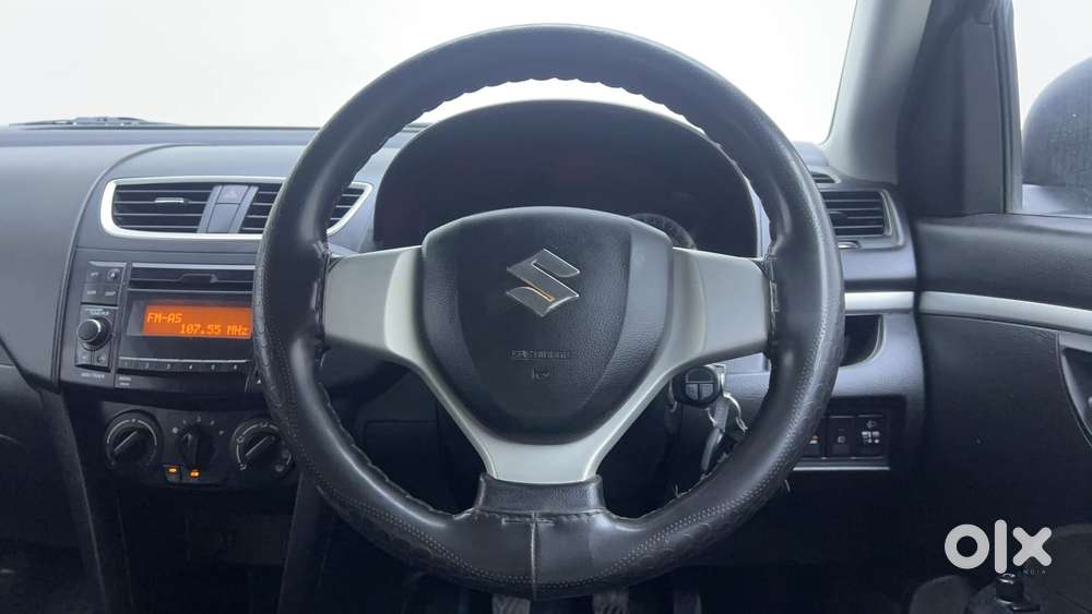 Maruti Suzuki Swift Vxi Optional, 2017, Petrol