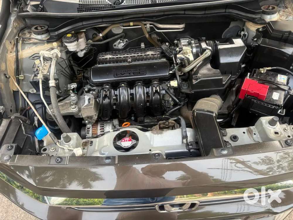 Honda Amaze 2023 Petrol 14000 Km Driven