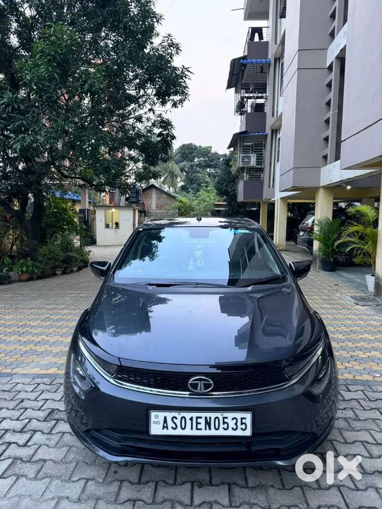 Tata Altroz Xz  Excellent Condition New Tyres Well Maintained