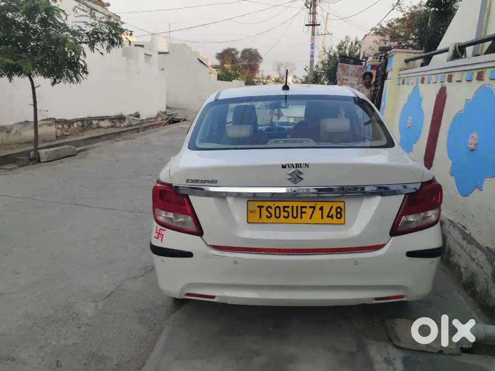 Single Hand Show Room Trck