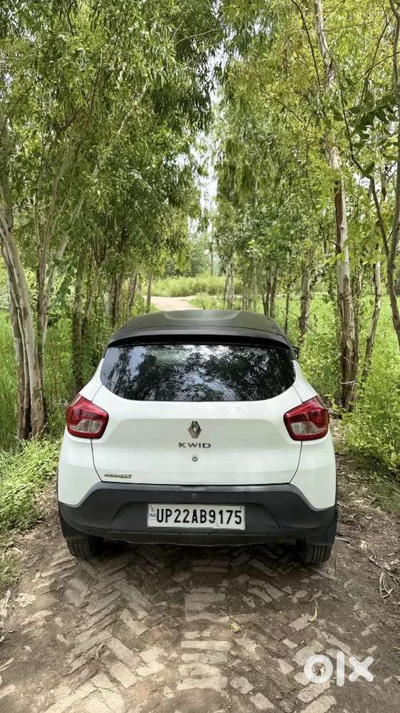 Kwid 17 Model 
New Tyres 
New Condition 
Insurance Hai