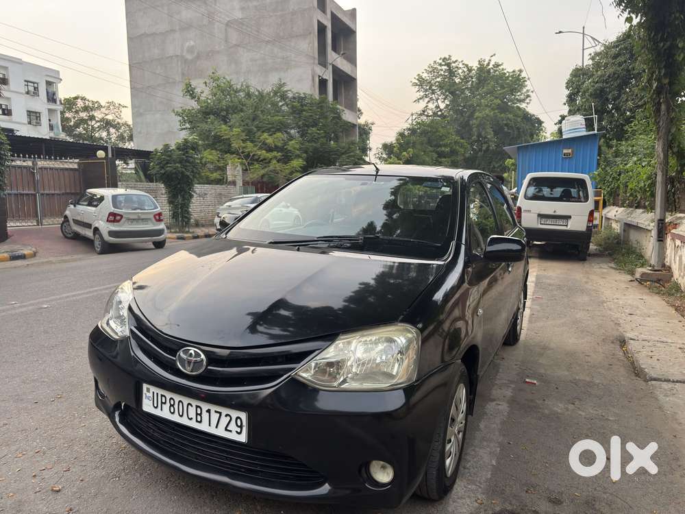Toyota Etios Liva G, 2012, Petrol