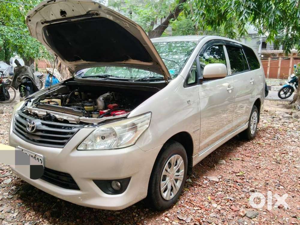 Toyota Innova 2.5 Gx 7 Seater Bs Iv, 2013, Diesel