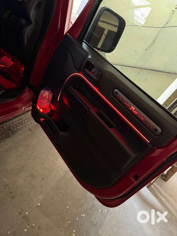 Mahindra Thar Petrol 2021