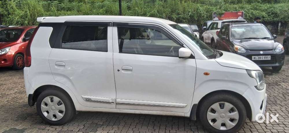 Maruti Suzuki Wagon R 1.0 Vxi (o) Amt, 2022, Petrol
