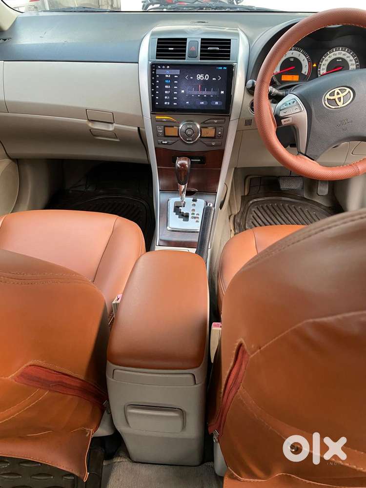 Toyota Corolla Altis [ ] 1.8 Vl At, 2011, Petrol
