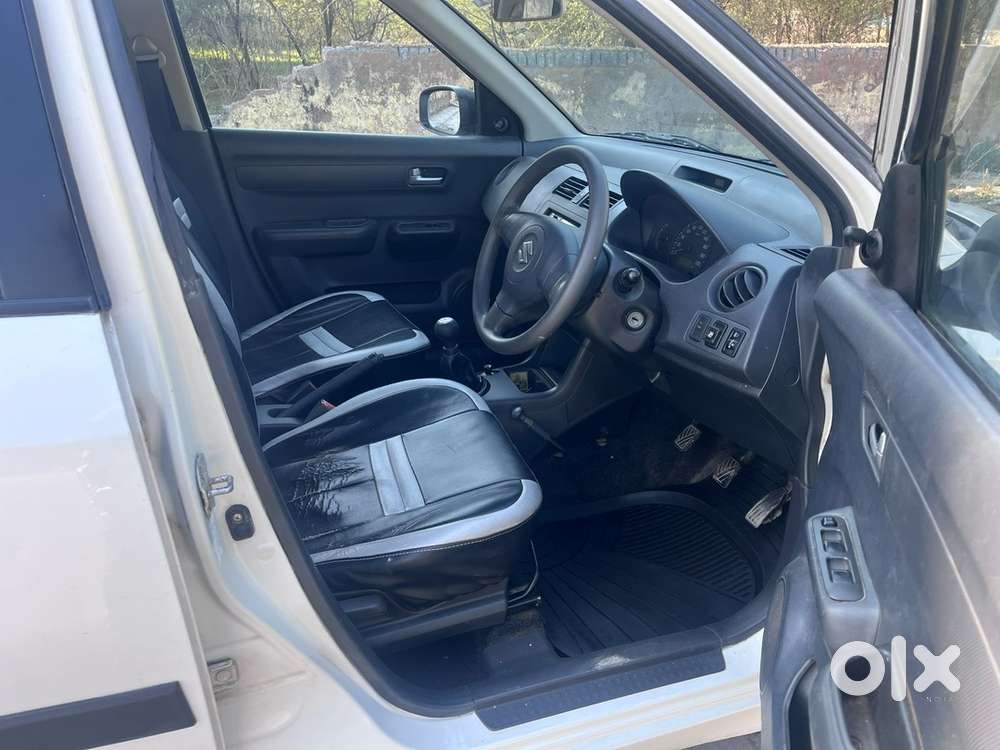 Maruti Suzuki Swift Dzire 2011