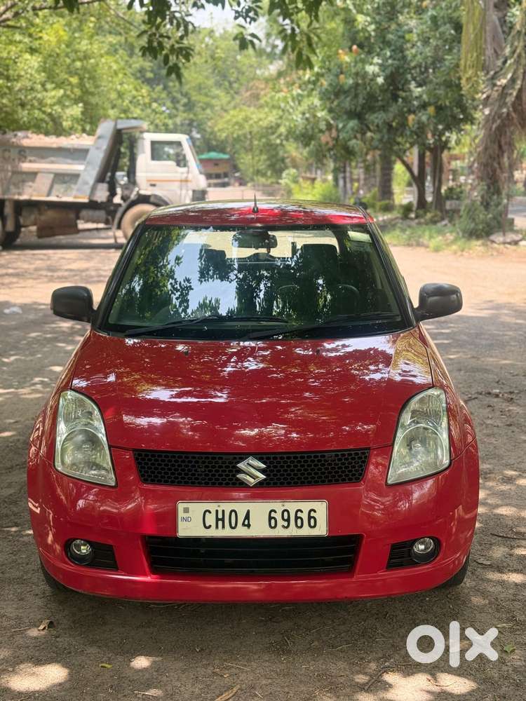 Maruti Suzuki Swift Vxi Optional, 2007, Petrol