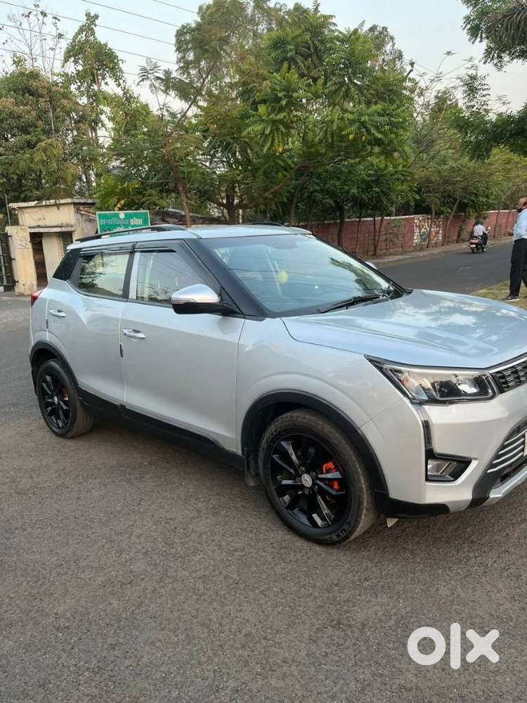 Mahindra Xuv300 W8, 2021, Petrol
