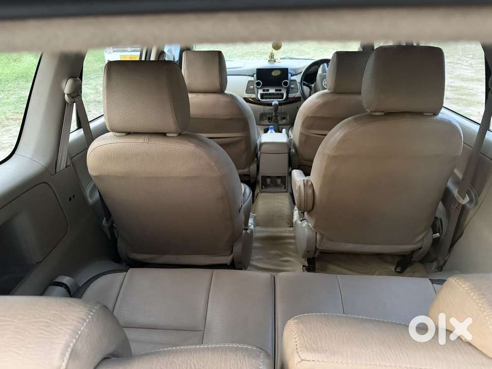 Toyota Innova 2.5 V 7 Str, 2014, Diesel