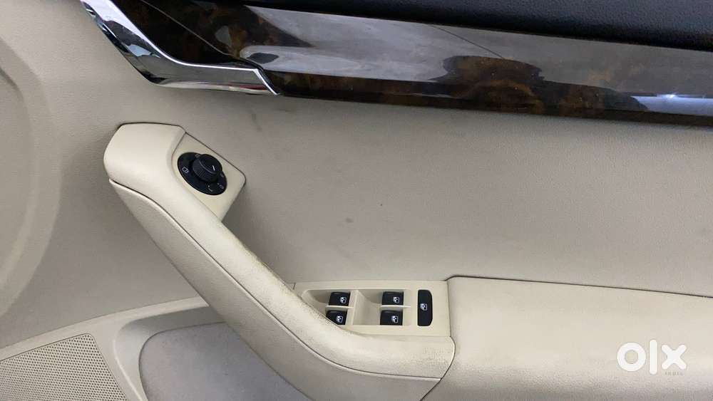 Skoda Octavia 1.8 Tsi At Style Plus, 2017, Petrol