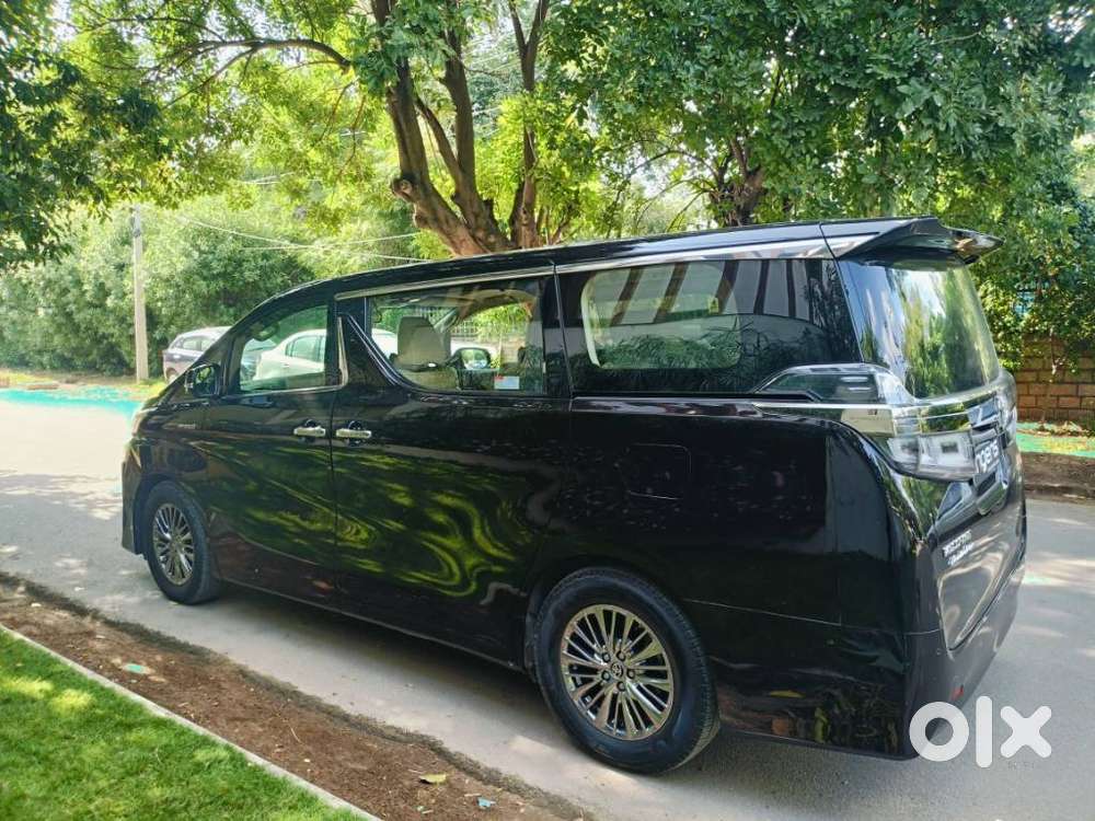Toyota Vellfire Vip – Executive Lounge, 2020, Petrol