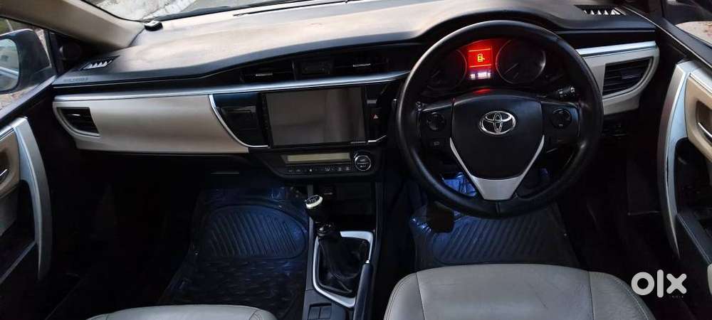 Toyota Corolla Altis 2010-2013 G, 2014, Petrol