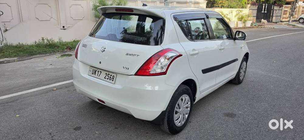 Maruti Suzuki Swift 1.2 Vxi (o), 2014, Petrol