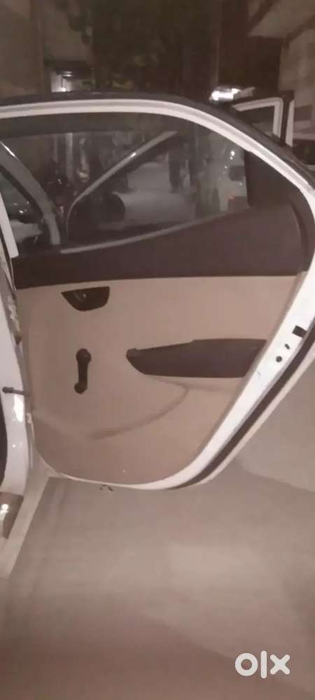 Hyundai Eon Magna 2013
