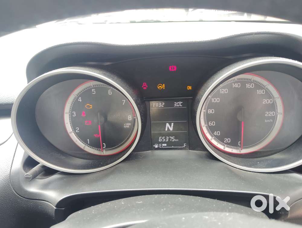 Maruti Suzuki Swift Amt Zxi Plus, 2018, Petrol