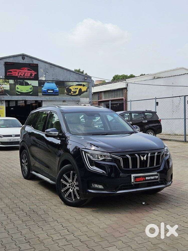 Mahindra Xuv700 2.0 Ax 7 Petrol At Luxury Pack Str, 2023, Petrol