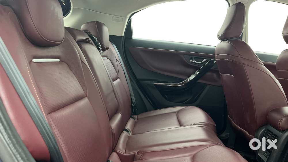 Tata Curvv Pure Plus S 1.2 Revotron Petrol 7dca, 2024, Petrol