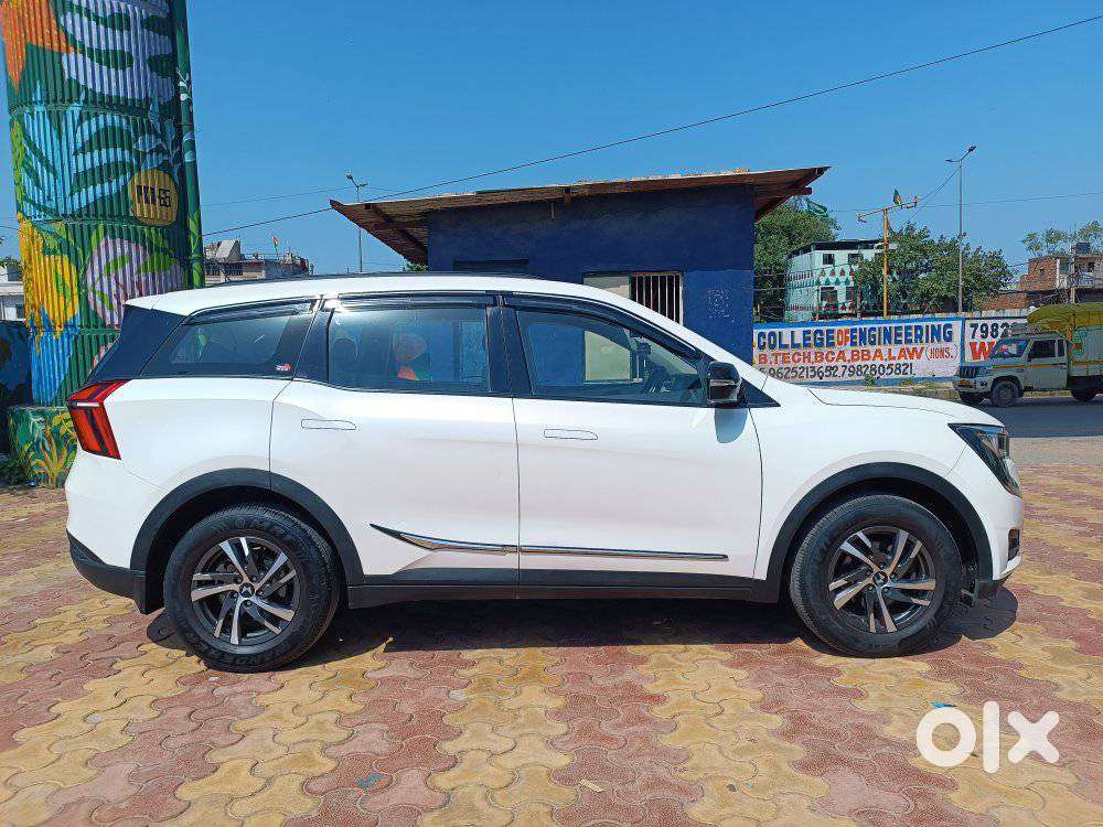 Mahindra Xuv700 Mx Diesel Mt 5 Str (e), 2022, Diesel