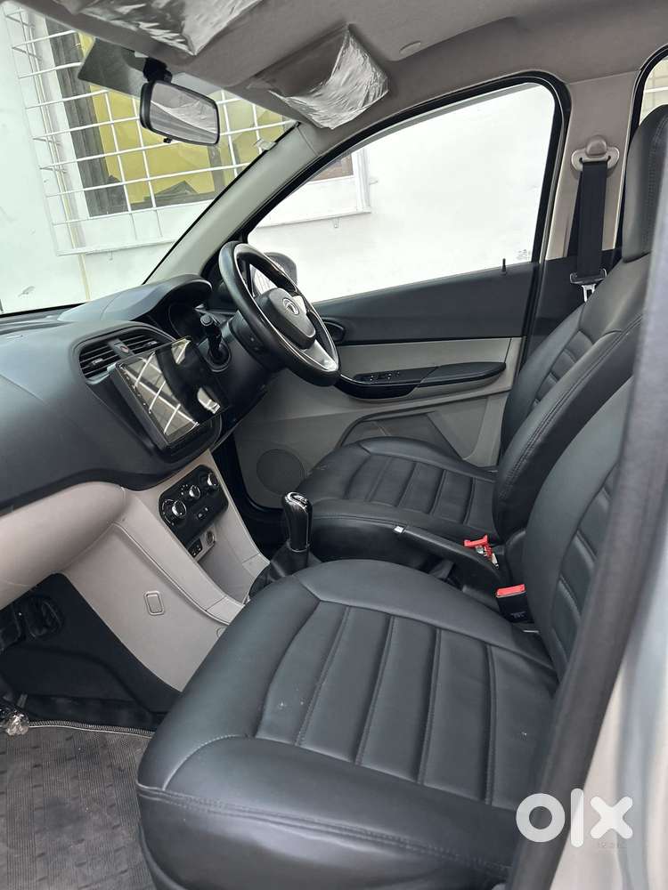 Tata Tiago 1.2 Revotron Xt (o), 2017, Petrol