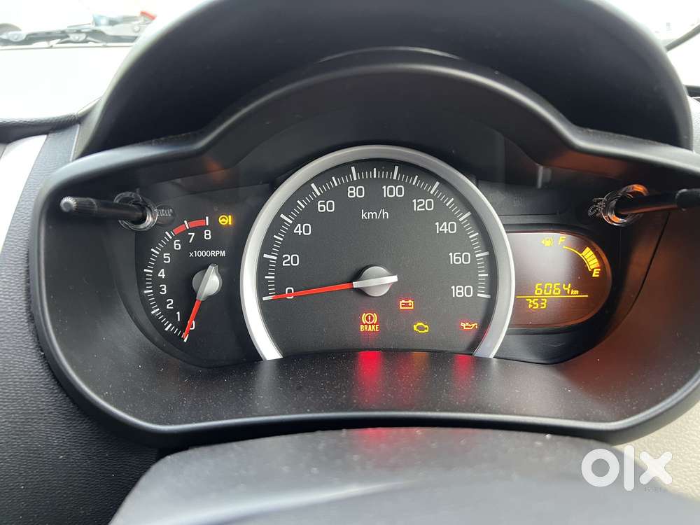 Maruti Suzuki Celerio 1.0 Zxi Mt, 2016, Petrol