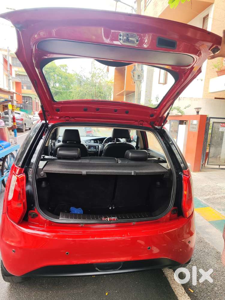 Tata Bolt Revotron Xms, 2015, Petrol