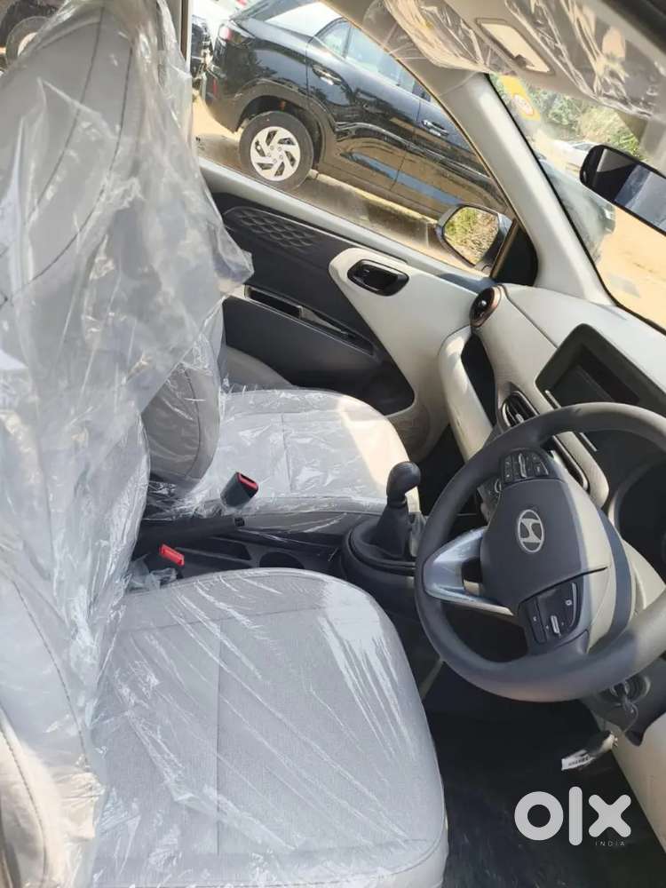Hyundai Aura Prime Sd 2026
