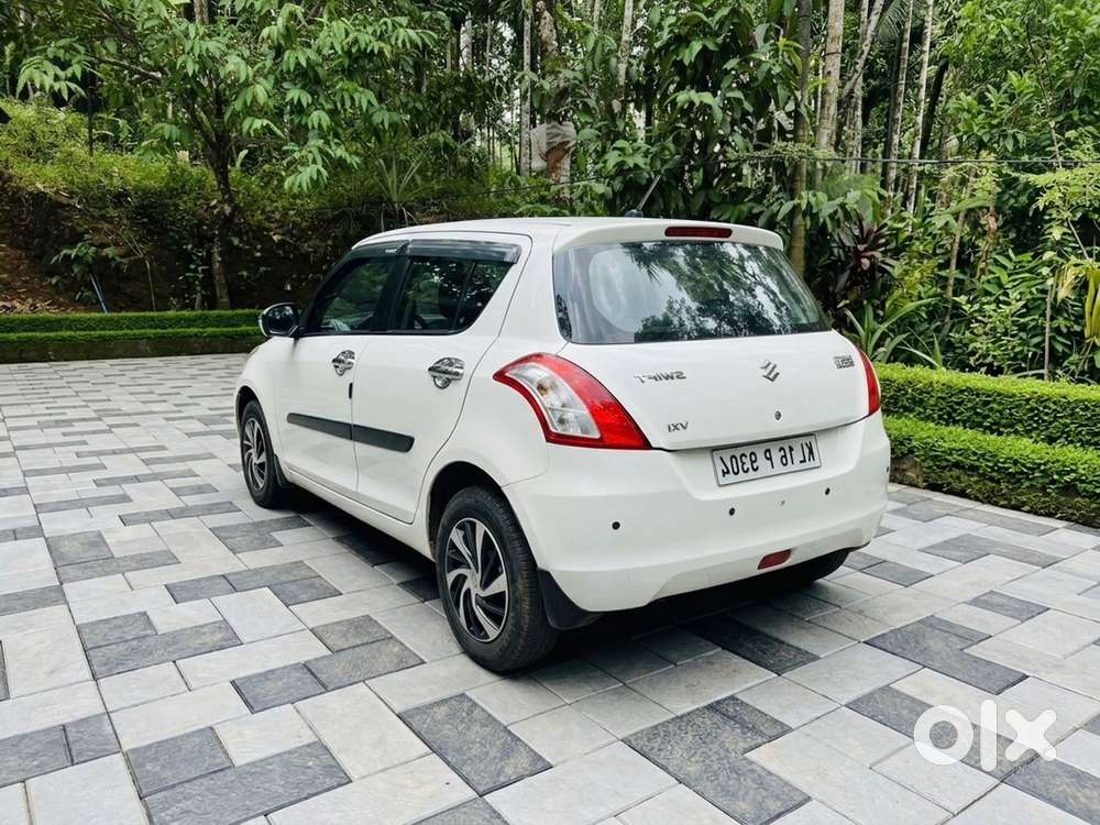 Maruti Suzuki Swift 2016 Model Petrol 125000 Km Driven