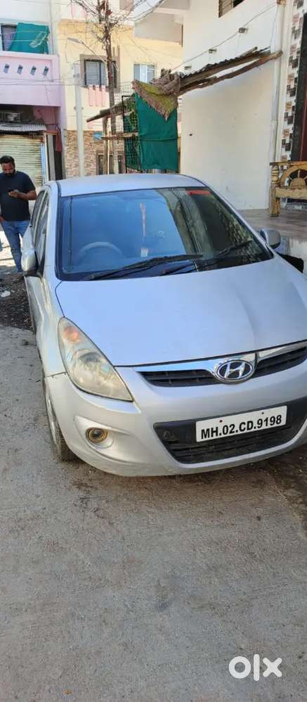 Hyundai I20 2012 Petrol 80000 Km Driven