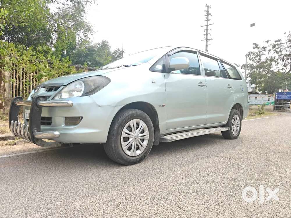 Toyota Innova 2.5 G 2008 Diesel Good Condition Validity Up To 2028.