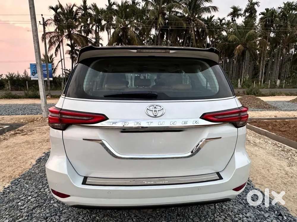 Toyota Fortuner 2024 Diesel 42000 Km Driven