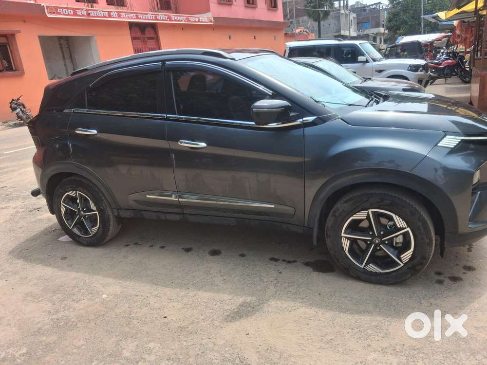 Tata Nexon Creative Plus S 1.2 Revotron Petrol 6 Mt, 2025, Petrol
