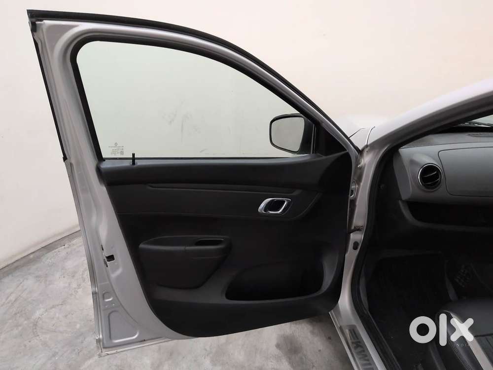 Renault Kwid 1.0 Rxt Sce Special (o), 2019, Petrol