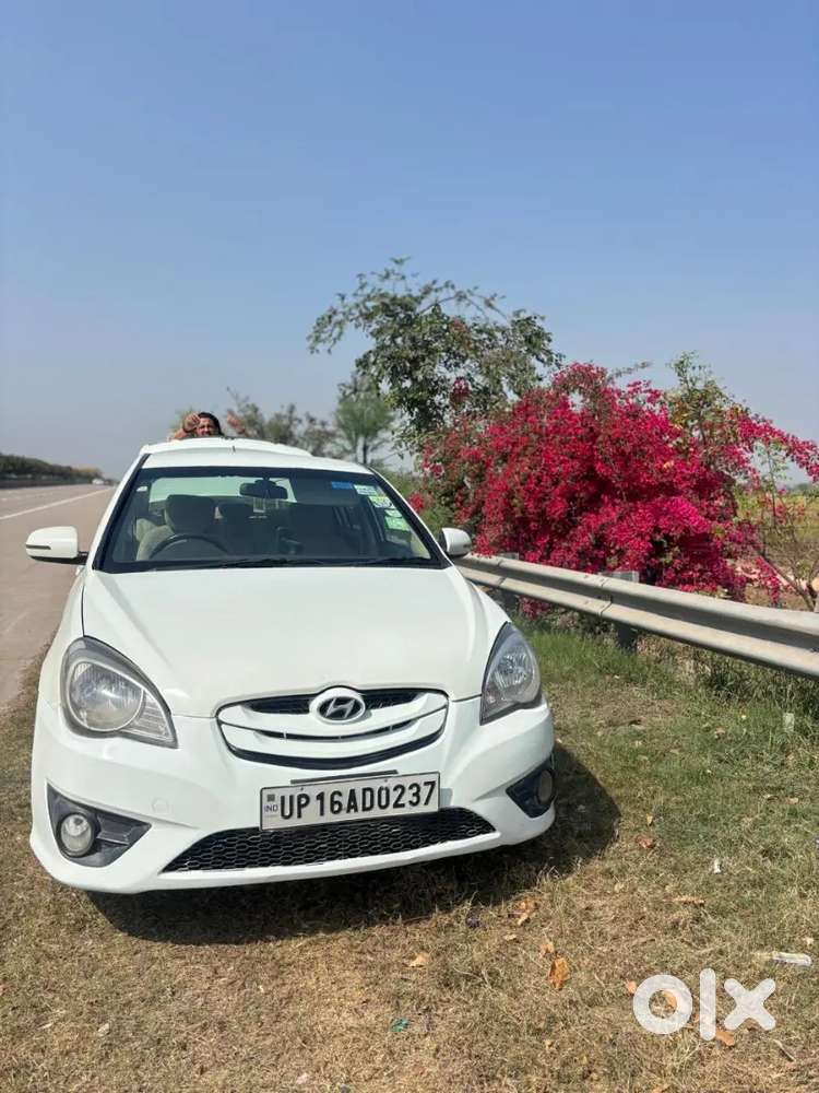 Hyundai Verna 2010 Petrol Well Maintained