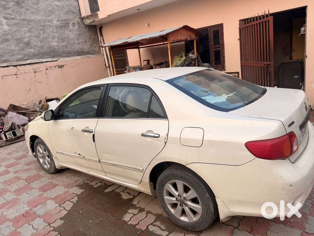 Toyota Corolla Altis 2009