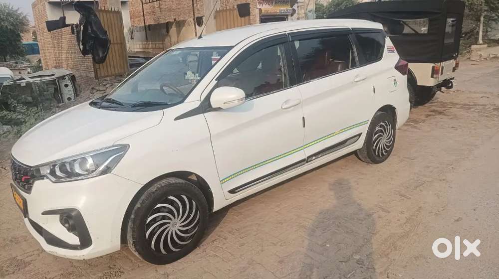 Maruti Suzuki Ertiga 2022 Petrol 130000 Km Driven