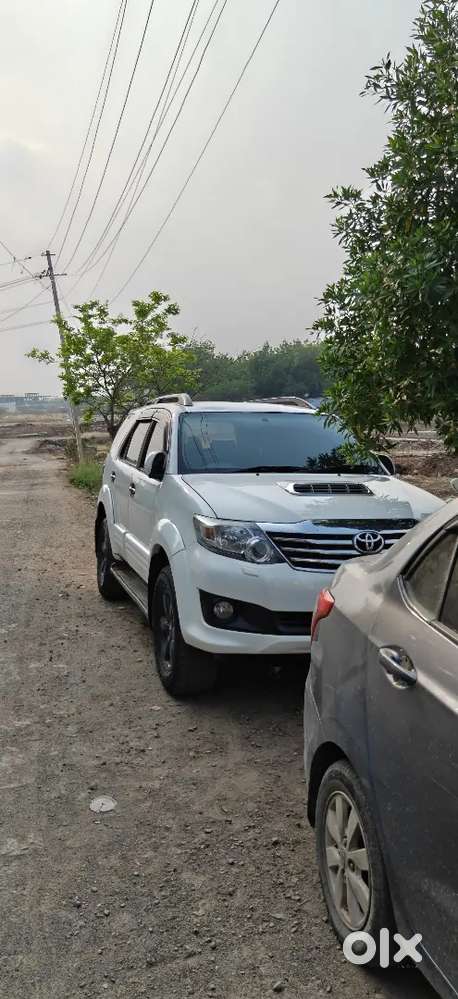 Toyota Fortuner 2011 Diesel