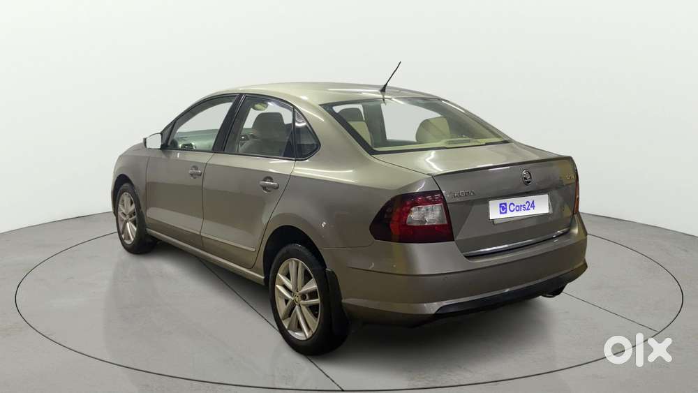 Skoda Rapid 1.6 Mpi At Style, 2019, Petrol