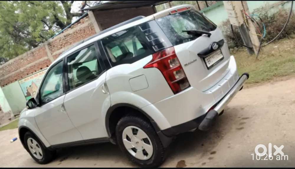 Mahindra Xuv500 2015 Diesel 85000 Km Driven