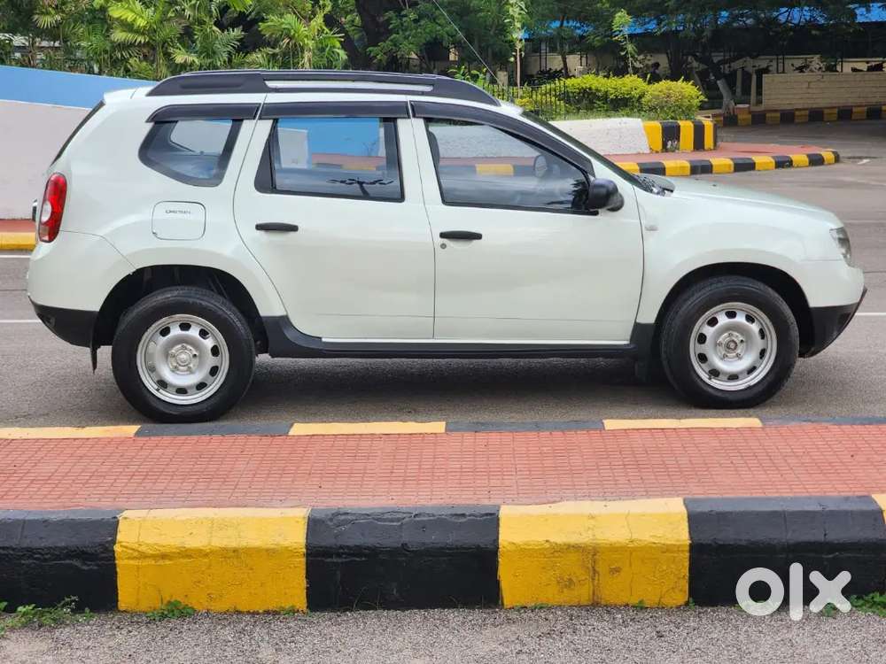 Renault Duster 2015 Diesel For Sale 4brand New Mrf Tyres Price 330000
