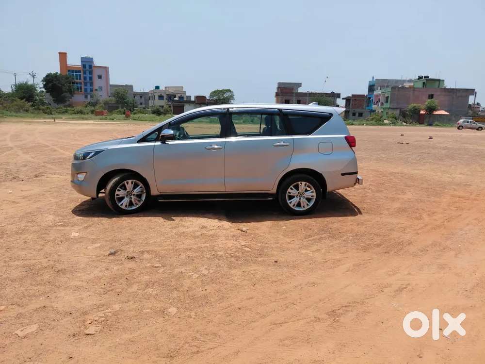 Toyota Innova Crysta 2020