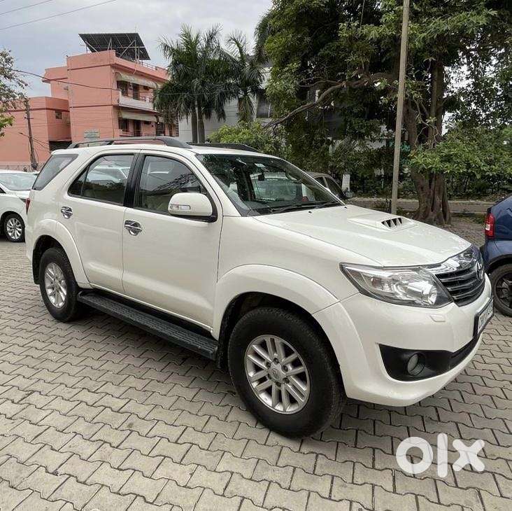 Toyota Fortuner 2011-2016 4x2 At, 2013, Diesel