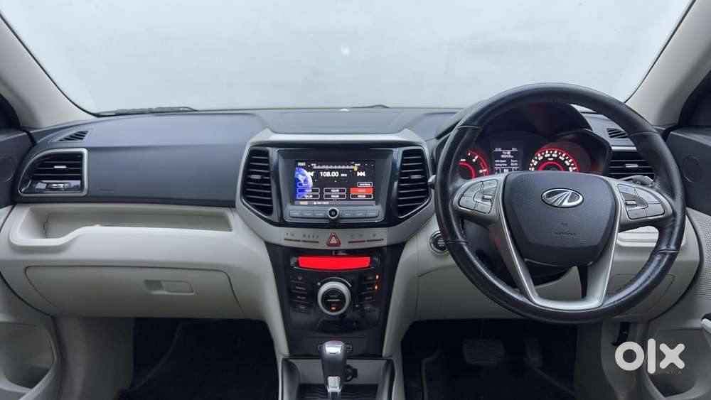 Mahindra Xuv300 W8 Option Dual Tone Diesel, 2021, Diesel